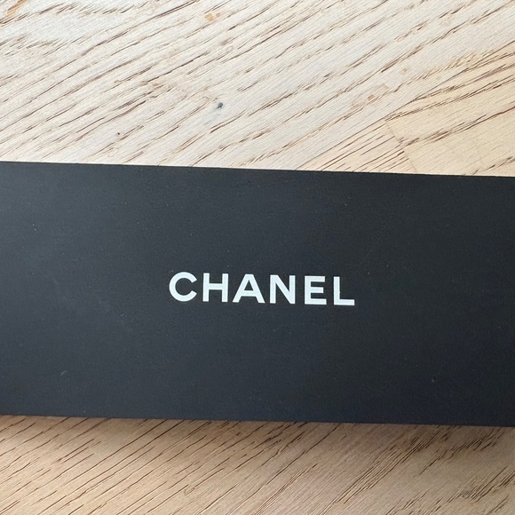 Chanel Aviator sunglasses - Picture 5 of 5